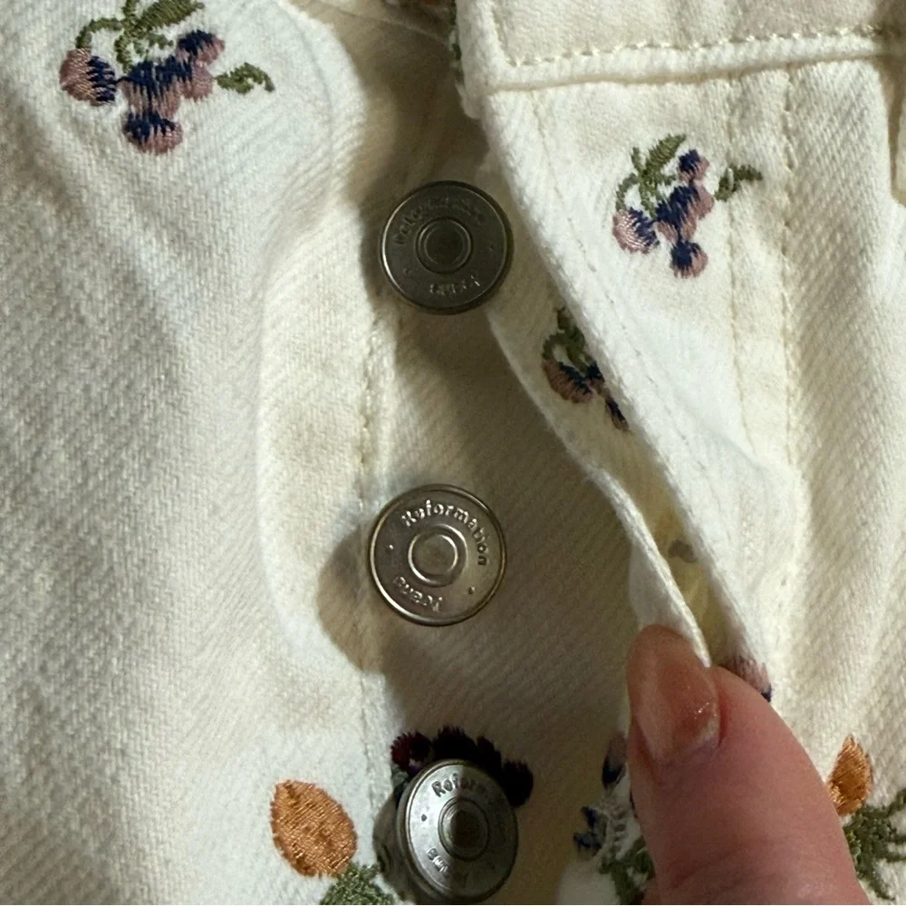 Fruit embroidered jeans high rise straight cottagecore Reformation size 23 white